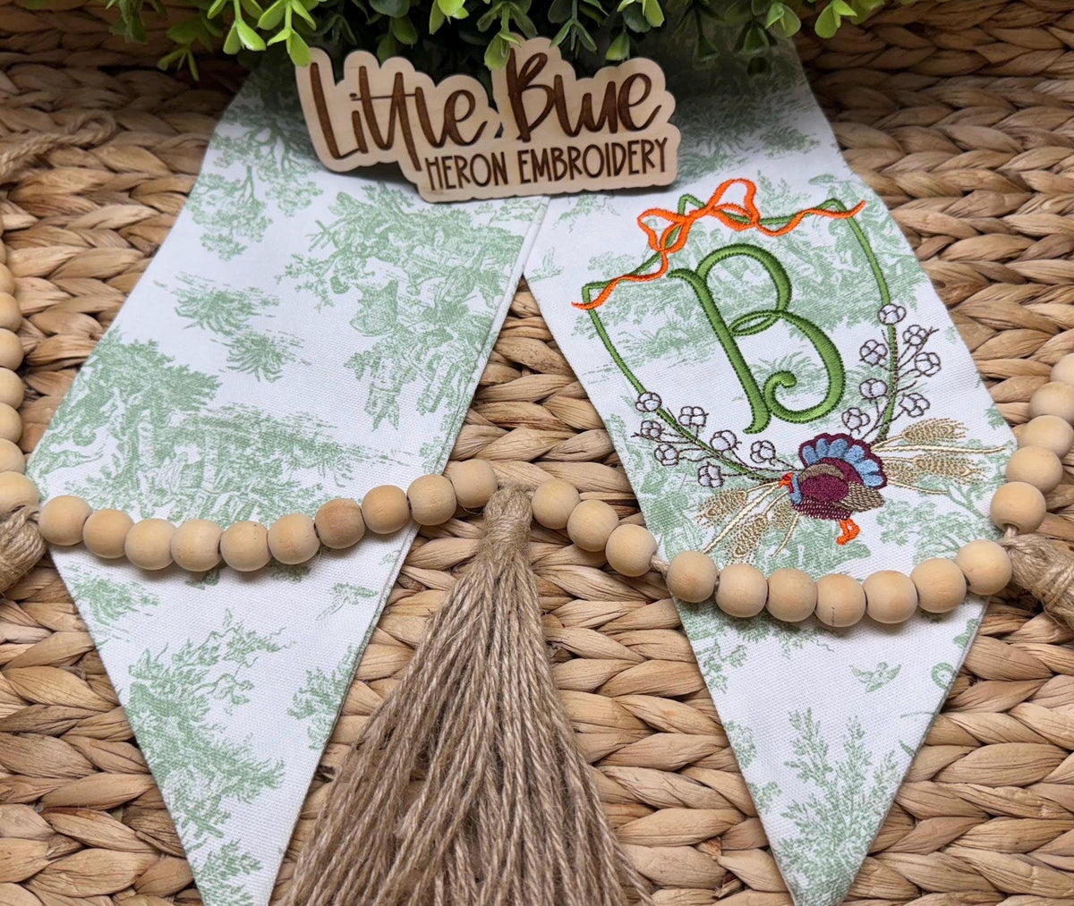 Thanksgiving Turkey Crest Wreath Sash