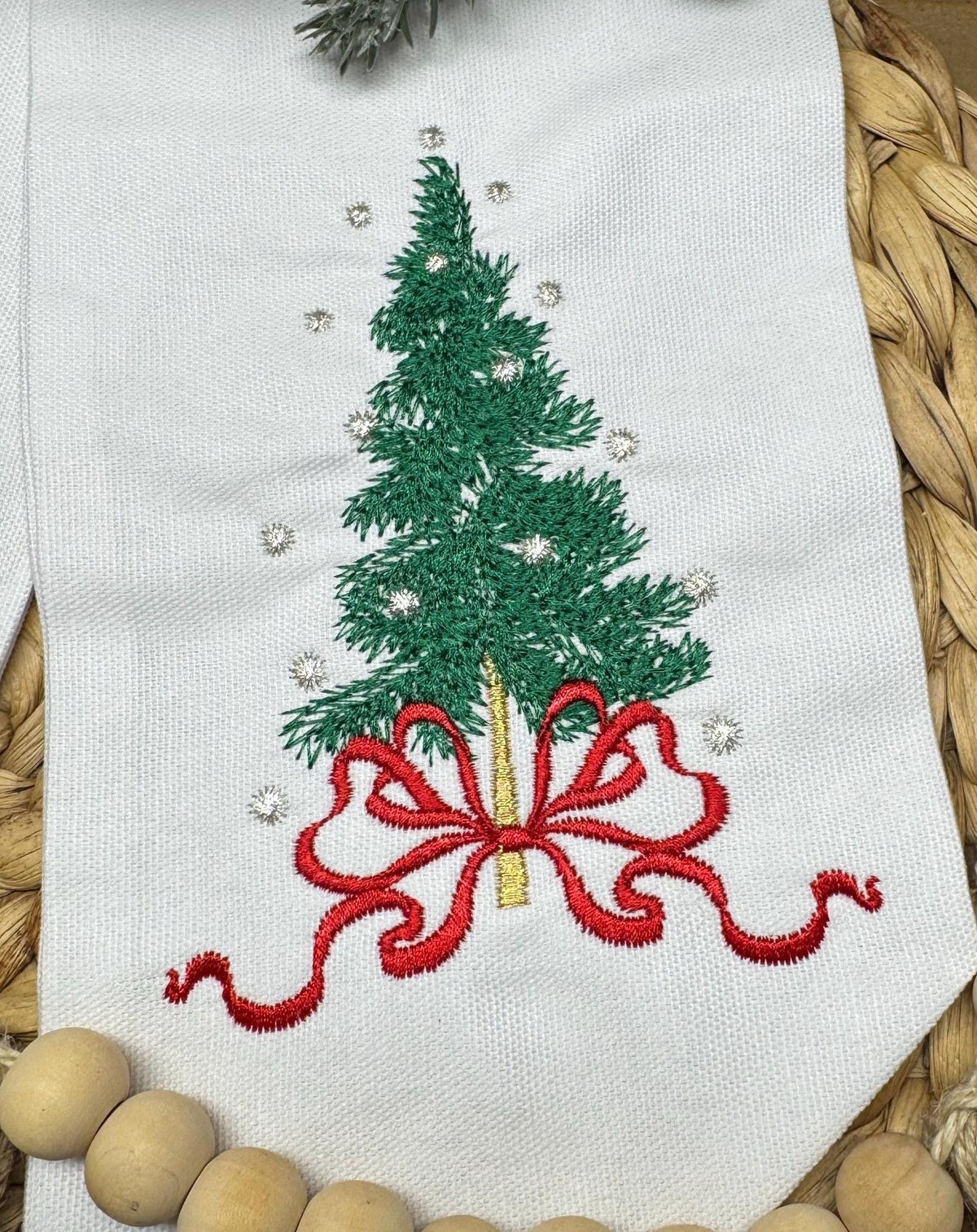 Christmas Tree Wreath Sash