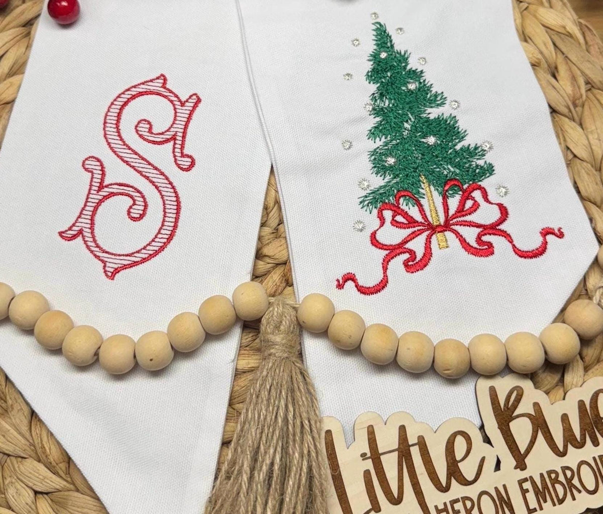 Christmas Tree Wreath Sash
