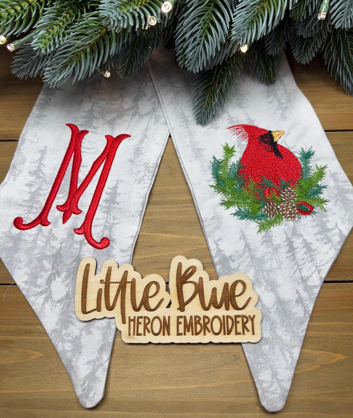 Christmas Cardinal Wreath Sash